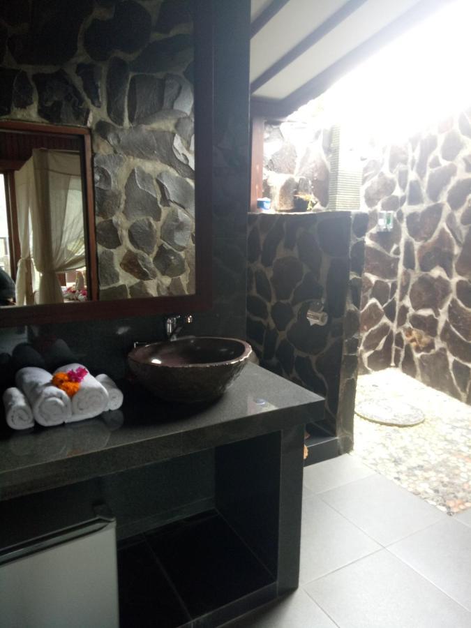 Bintang Munduk Hotel Екстериор снимка