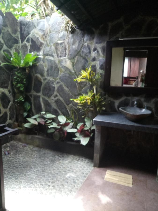 Bintang Munduk Hotel Екстериор снимка