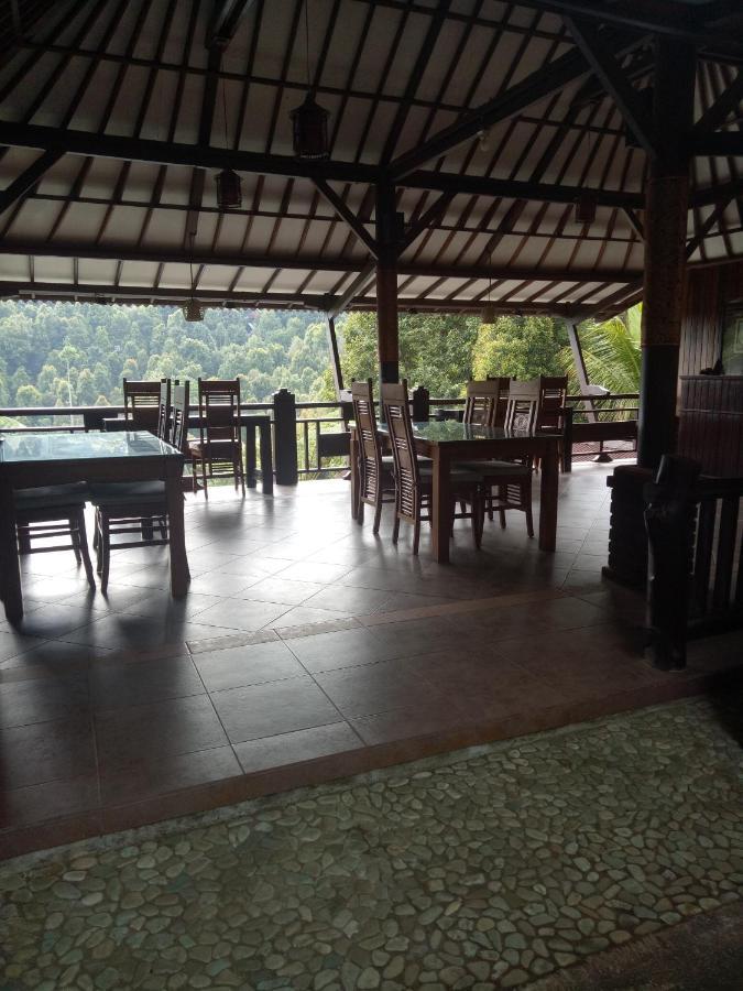 Bintang Munduk Hotel Екстериор снимка