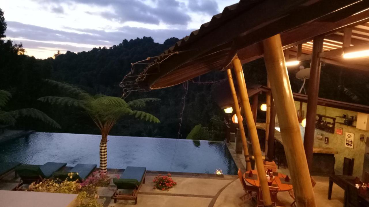 Bintang Munduk Hotel Екстериор снимка