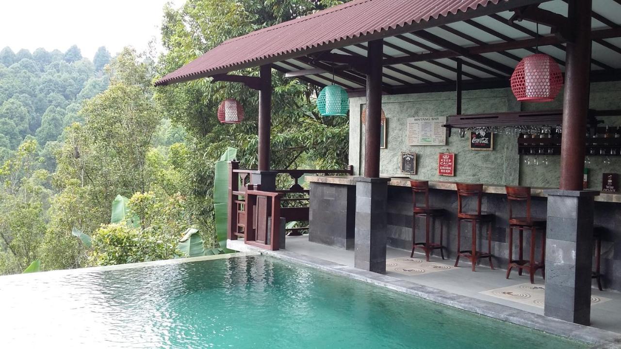 Bintang Munduk Hotel Екстериор снимка