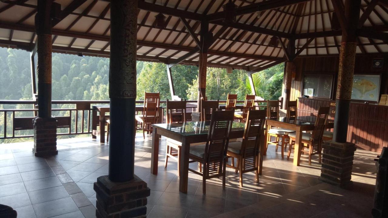 Bintang Munduk Hotel Екстериор снимка